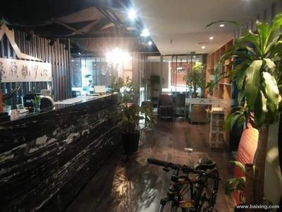 景鸿大厦 徐家汇核心地段的采光与品质之选